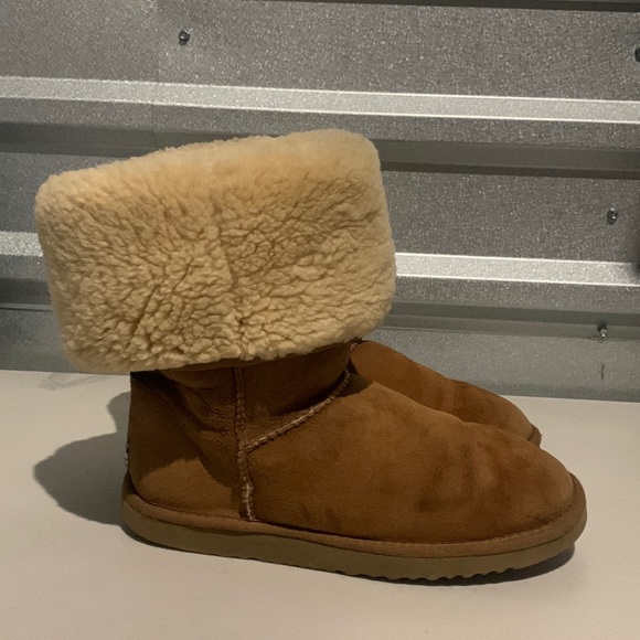 UGG Australia Classic Tall Boots Women’s 8 Chestnut‎ Brown Sheepskin Suede - Picture 1 of 12